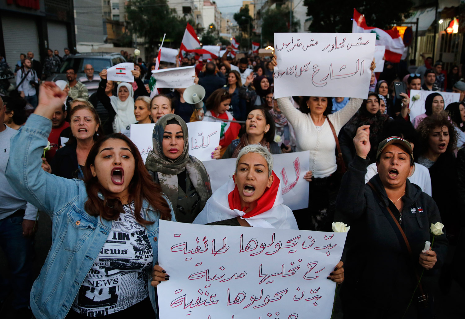 الجيل الجديد من الشباب يرفض المحاصصات الطائفية والاصطفافات السياسية 