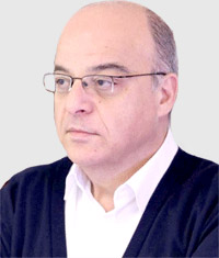 محمد قواص: عدد الفضائيات في لبنان يتجاوز احتمال السوق الداخلي