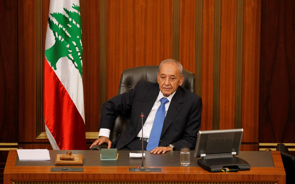 تصريحات بري تشي بأن هناك توجها يقوده حزب الله وحركة أمل لوضع الدائنين أمام سياسة الأمر الواقع رغم ما لذلك من أخطار وخيمة على لبنان
