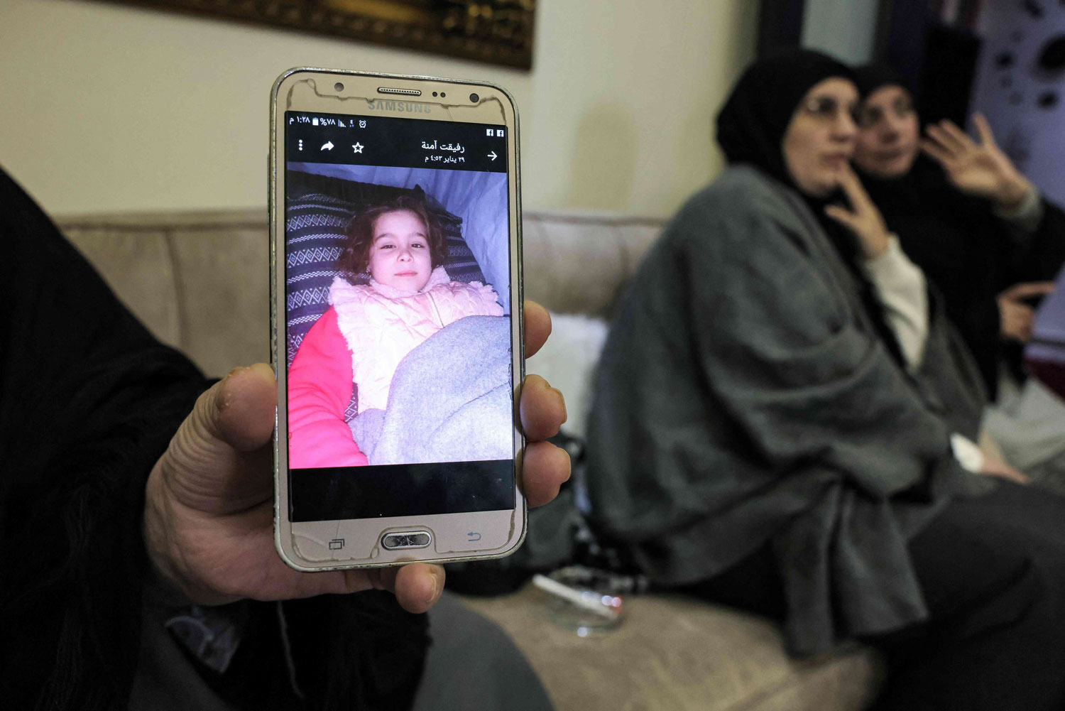 عدد النساء مع الأطفال المحتجزين يبلغ 94 شخصا