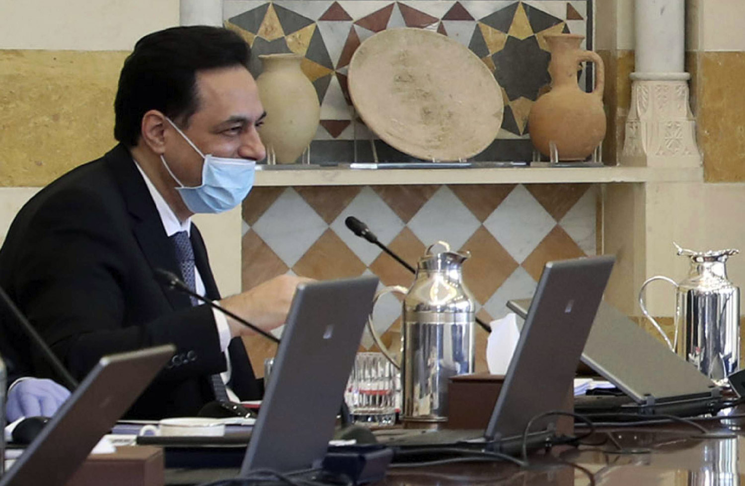 حسان دياب: يصعب على الدولة القيام بواجباتها لتطويق خطر كورونا
