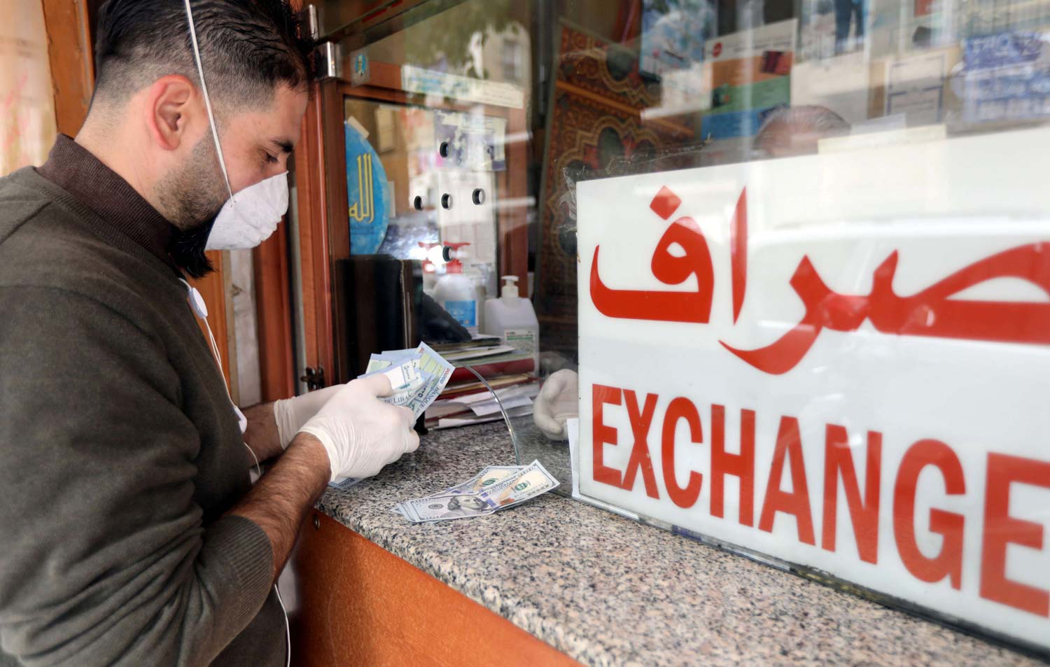 أزمة لبنان باتت تهدد بالخروج عن السيطرة