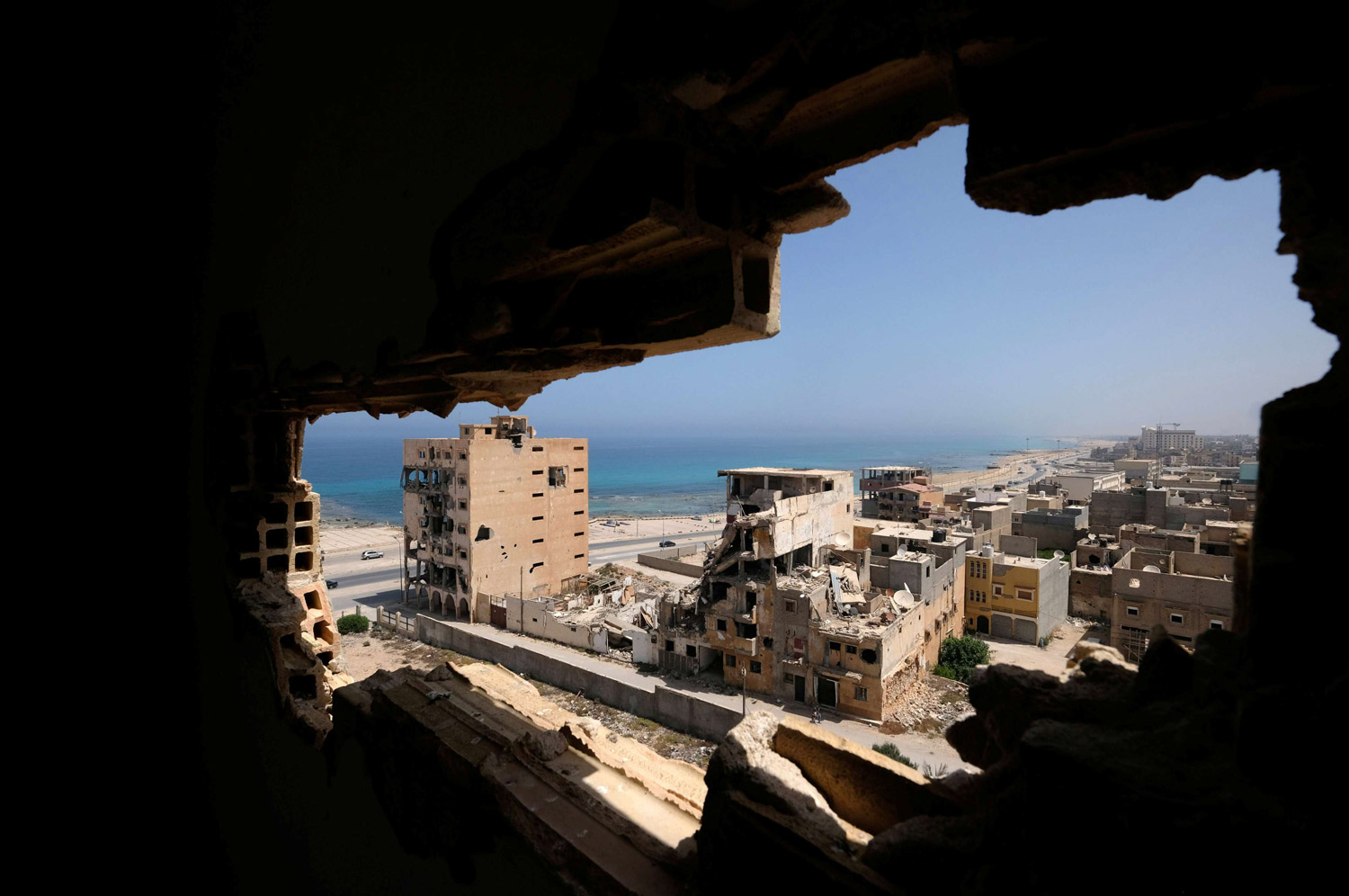 الظروف الحالية وطبيعة الصراع الذي حل بليبيا اليوم قاد إلى حرب أهلية تعددت فيها الأطراف والمصالح