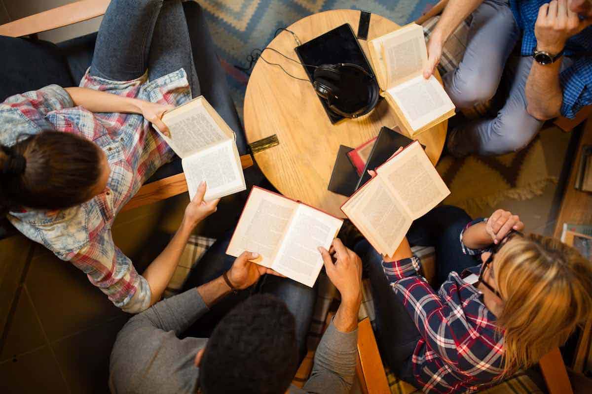مجموعات القراء تستمر في الابتكار والتأثير