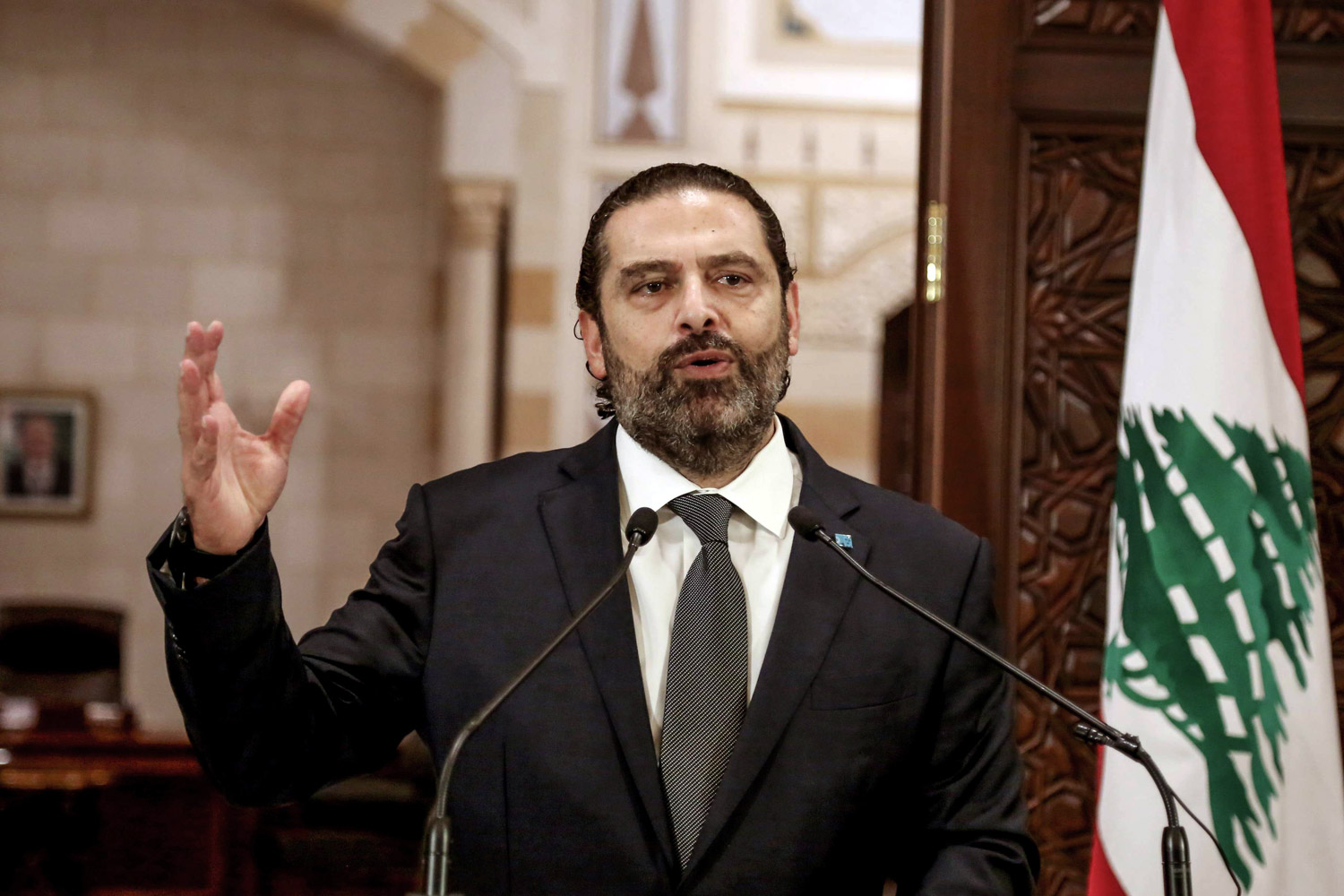 موسكو تؤيد محاولات الحريري لتشكيل حكومة جديدة ولكن