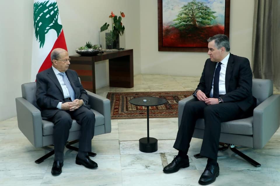 البحث عن خارطة طريق تنهي مشكلات لبنان المتفاقمة