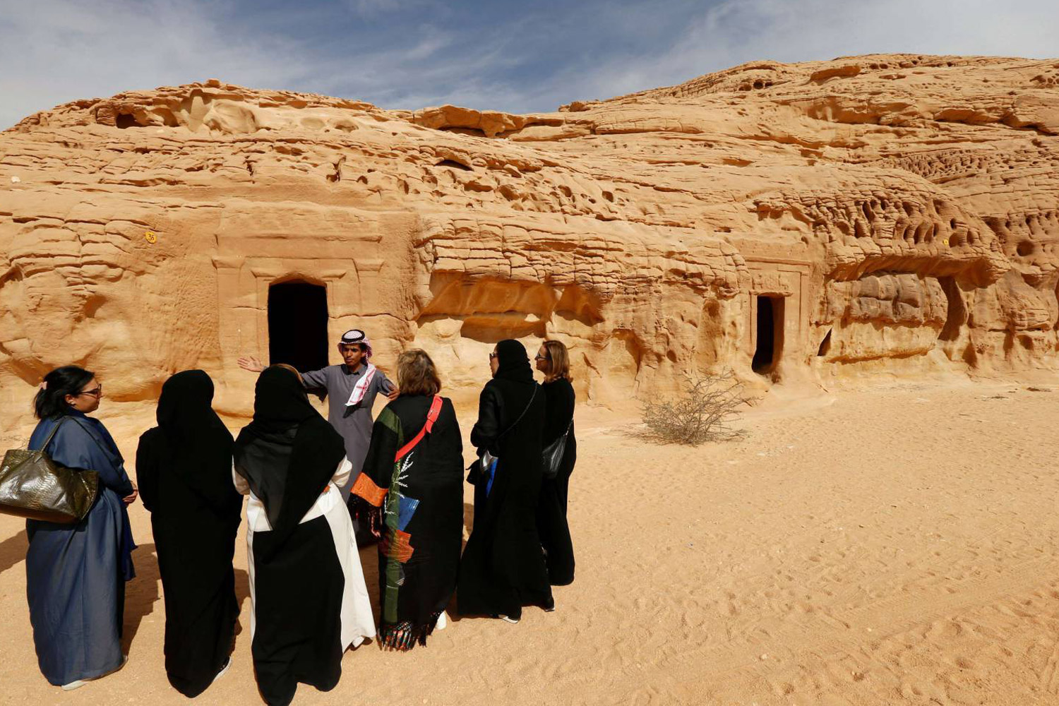 المهرجانات تحرك دواليب السياحة بعيدا عن النفط