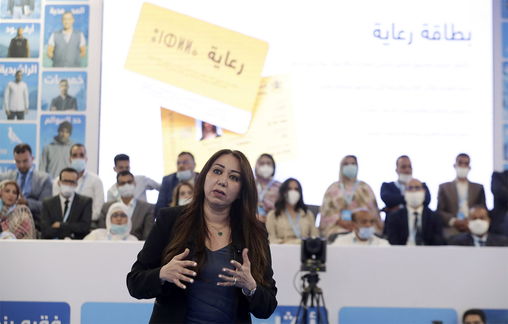 • الرميلي ابنة الدار البيضاء التي تعرف مداخلها ومخارجها ولها احتكاك يومي بمتطلبات فئاتها الاجتماعية