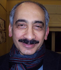  منذر رمصري.. رسام يكتب الشعر