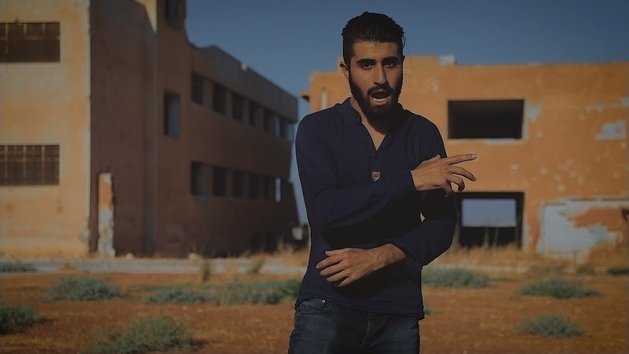 من رحم المعاناة يولد الفن