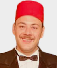 محمد أحمد علي أتقن التعبير بلغة الجسد عن الهزات النفسية لمجتمع الرجال