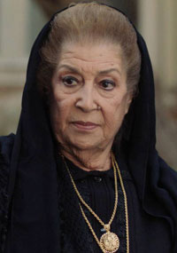 الفنانة السورية منى واصف التي تؤدي في المسلسل شخصية ناهد الشامية واصلت بنجاح تحريك خيوط اللعبة