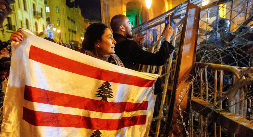 حتّي يؤكّد أنه لا يمكن القول بانعدام الحماس العربي للتواصل مع لبنان، وهو يعتبر أنّ عليه محاولة تعزيز الموقف اللبناني
