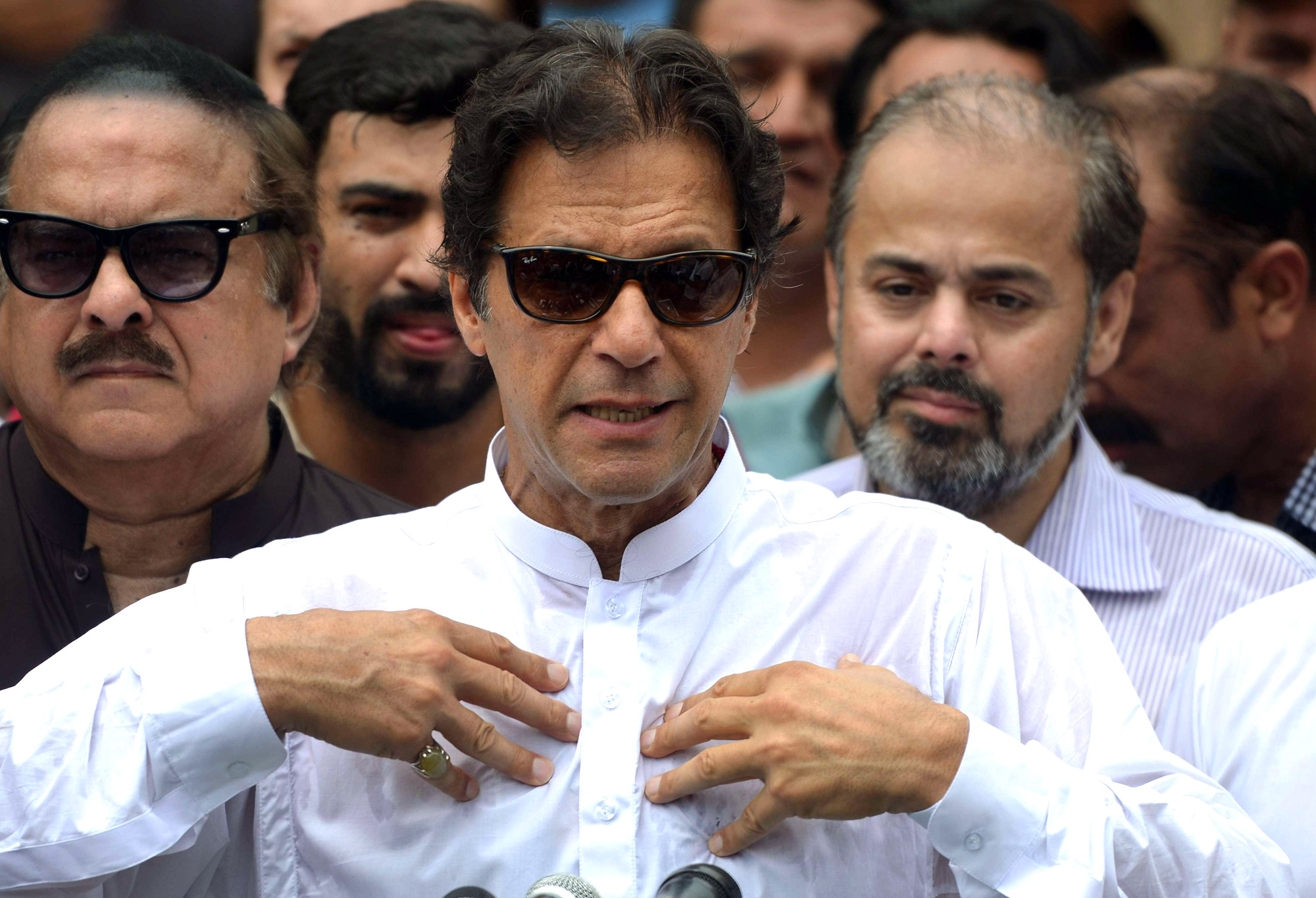 عمران خان: حان الوقت لهزم أحزاب أخذت البلاد رهينة لسنوات