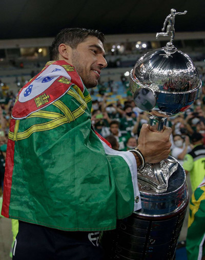 فيريرا أصبح ثالث مدرب من خارج أميركا الجنوبية يحرز لقب كأس ليبرتادوريس بعد جيسوس والكرواتي ميركو يوزيتش