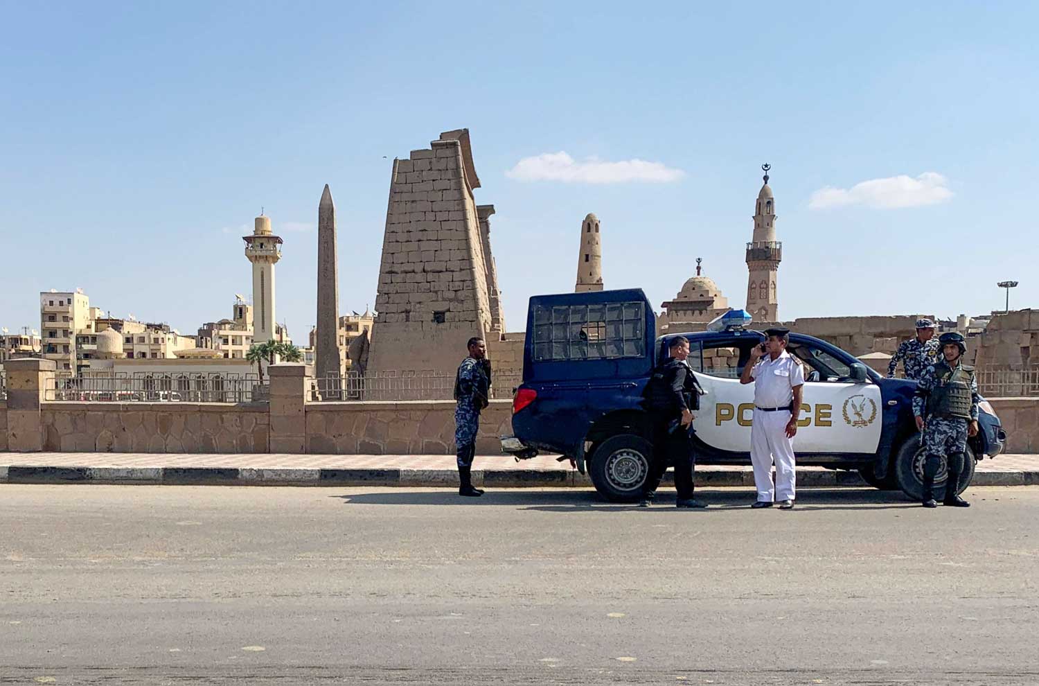 أجهزة الأمن المصرية تتخذ الاحتياطات اللازمة وتحرص على عدم ترك الأوضاع للصدفة