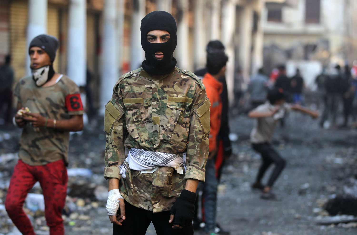 الحكمة غلبت على المتظاهرين بأن رفضوا حمل السلاح