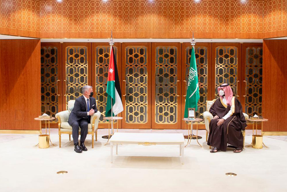 دراسة سبل تعزيز التعاون المشترك