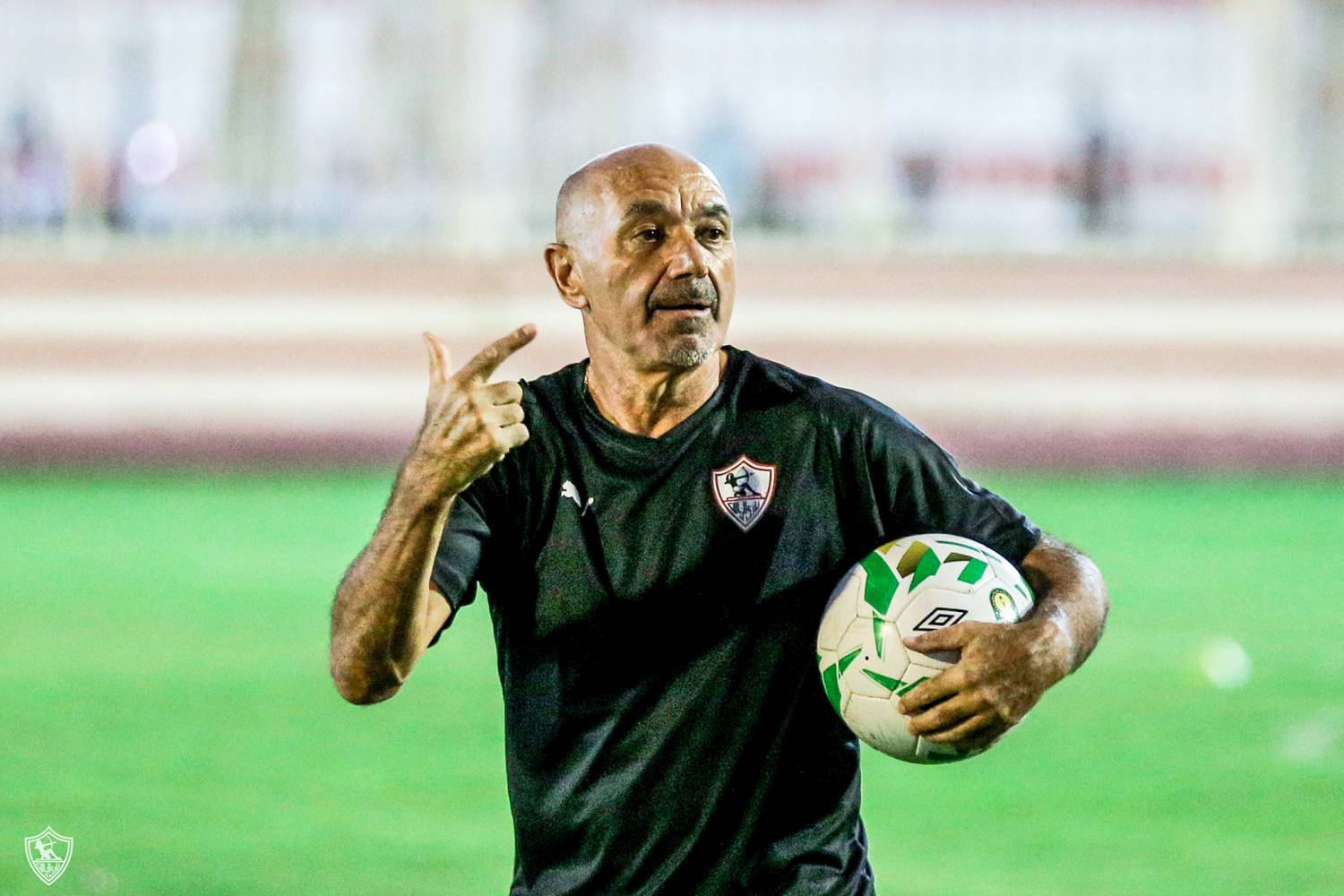 بتأهل الأهلي والزمالك للنهائي، ضمنت الكرة المصرية تتويجها الخامس عشر بالبطولة الأهم والأقوى على مستوى الأندية في القارة السمراء