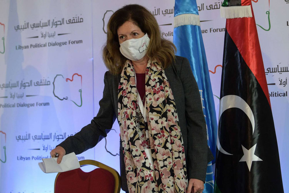 ستيفاني وليامز تدرك أن الأطراف السياسية لا تمثل حلا حقيقيا للمعضلة القبلية في ليبيا، لأن الذين اتفقوا على استفتاء الدستور، بغض النظر عن انتماءاتهم، لم يجعلوا وطنيتهم فوق أي اعتبار قبلي أو عرقي