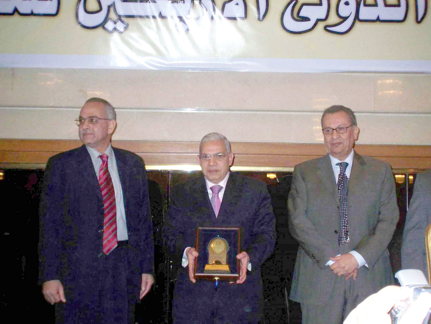 الدار المصرية اللبنانية تعتبر اليوم الحاضن الأوسع لكبار المبدعين في مصر، والسلم الأول لبزوغ نجوم جُدد في عالم الثقافة، والحاصد الأكبر للجوائز الأدبية والثقافية على المستويين المحلي والعربي