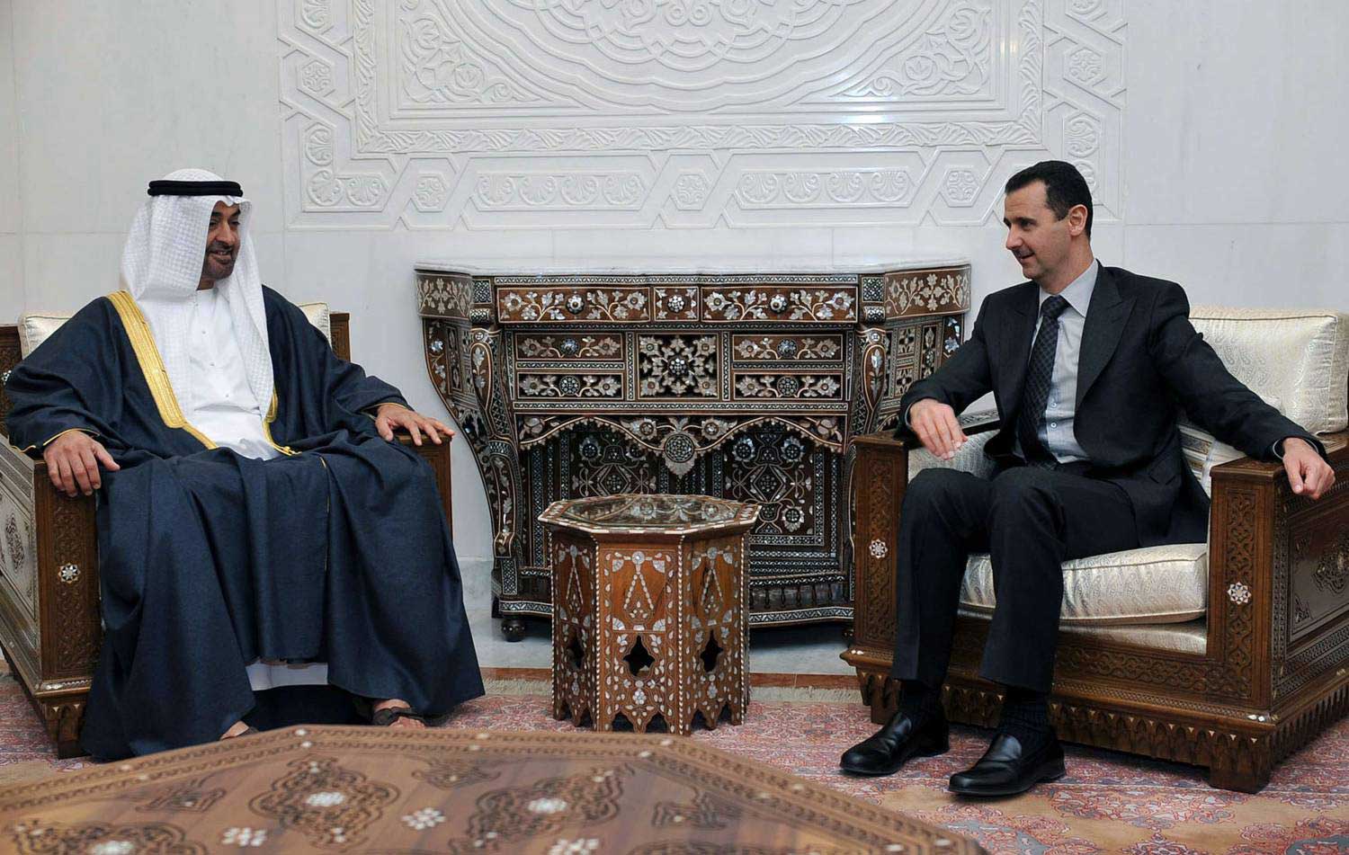 الشيخ محمد بن زايد: سوريا لن تكون وحدها في هذه الظروف الحرجة