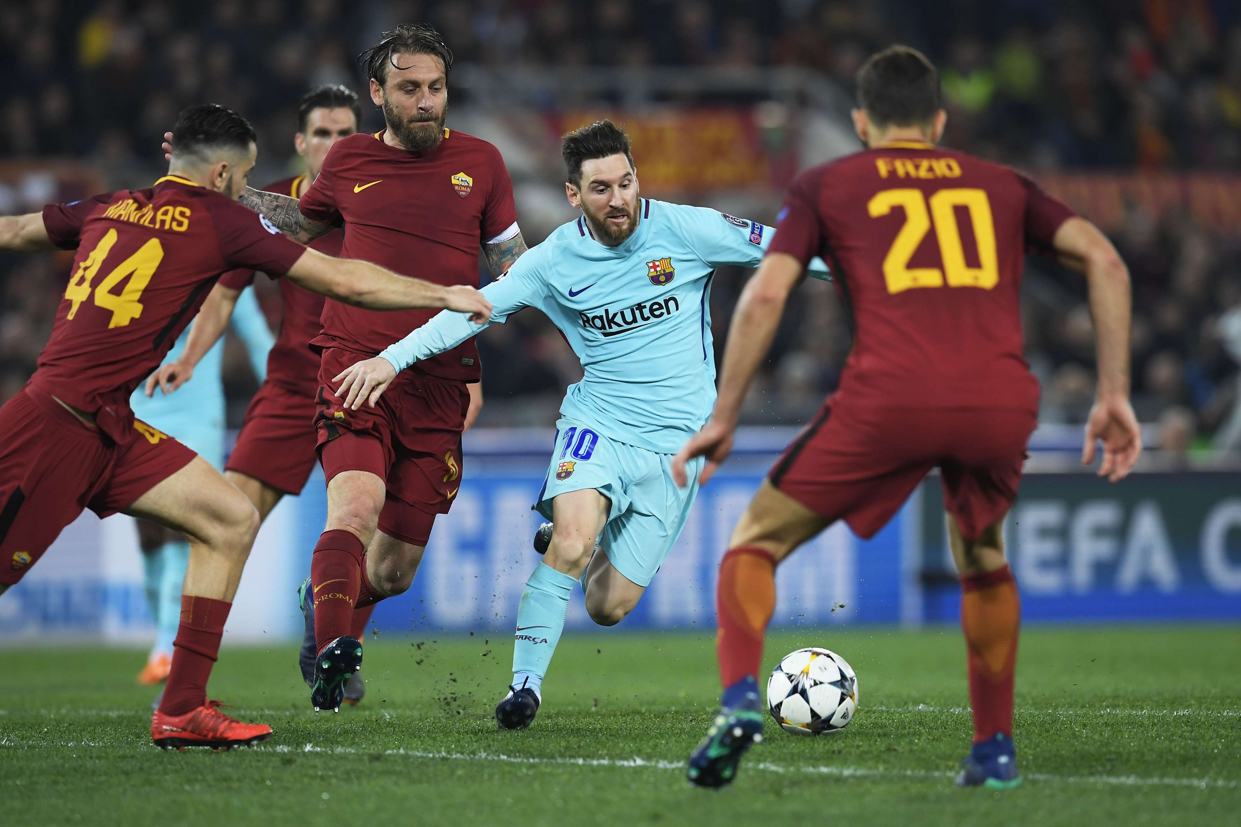 برشلونة ضحية ريمونتادا روما 
