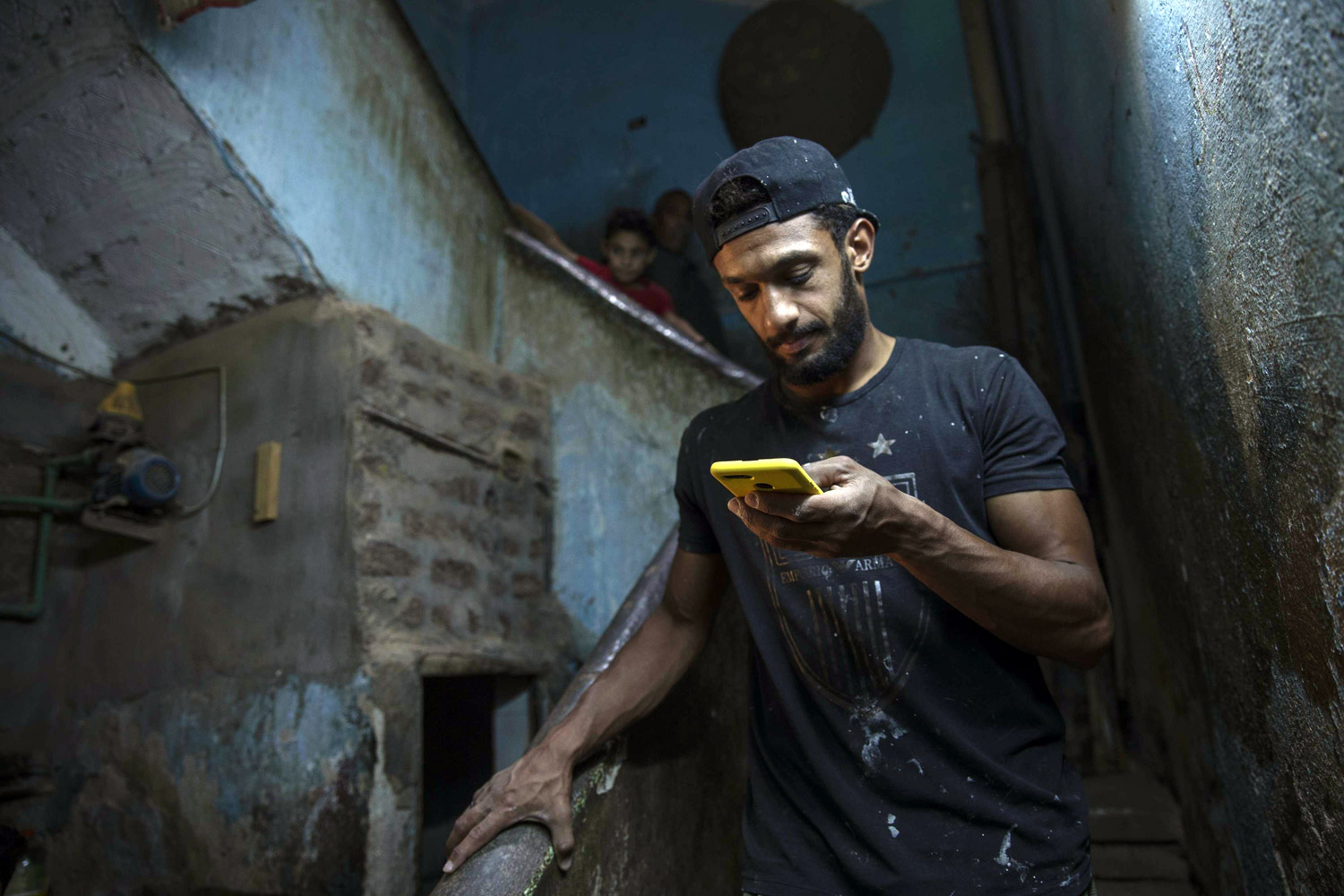 بحث متواصل عن البديل