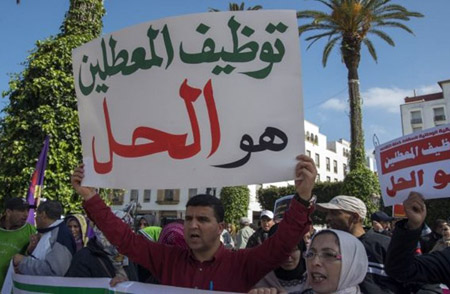 أهم ما سيواجهه أمكراز فكرة أن الوزارة تشغل الناس، بينما هي تضع السياسات والبرامج، أما التشغيل فمسألة ترتبط بالاقتصاد والتنمية