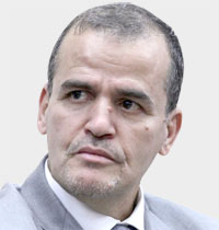 كمال رزيق: على المواطنين الحد من اللهفة في الشراء بما يفوق الحاجة