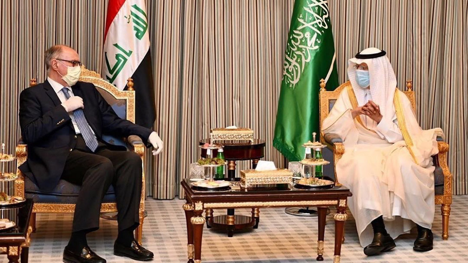علي علاوي مهد لزيارة الكاظمي إلى الرياض 