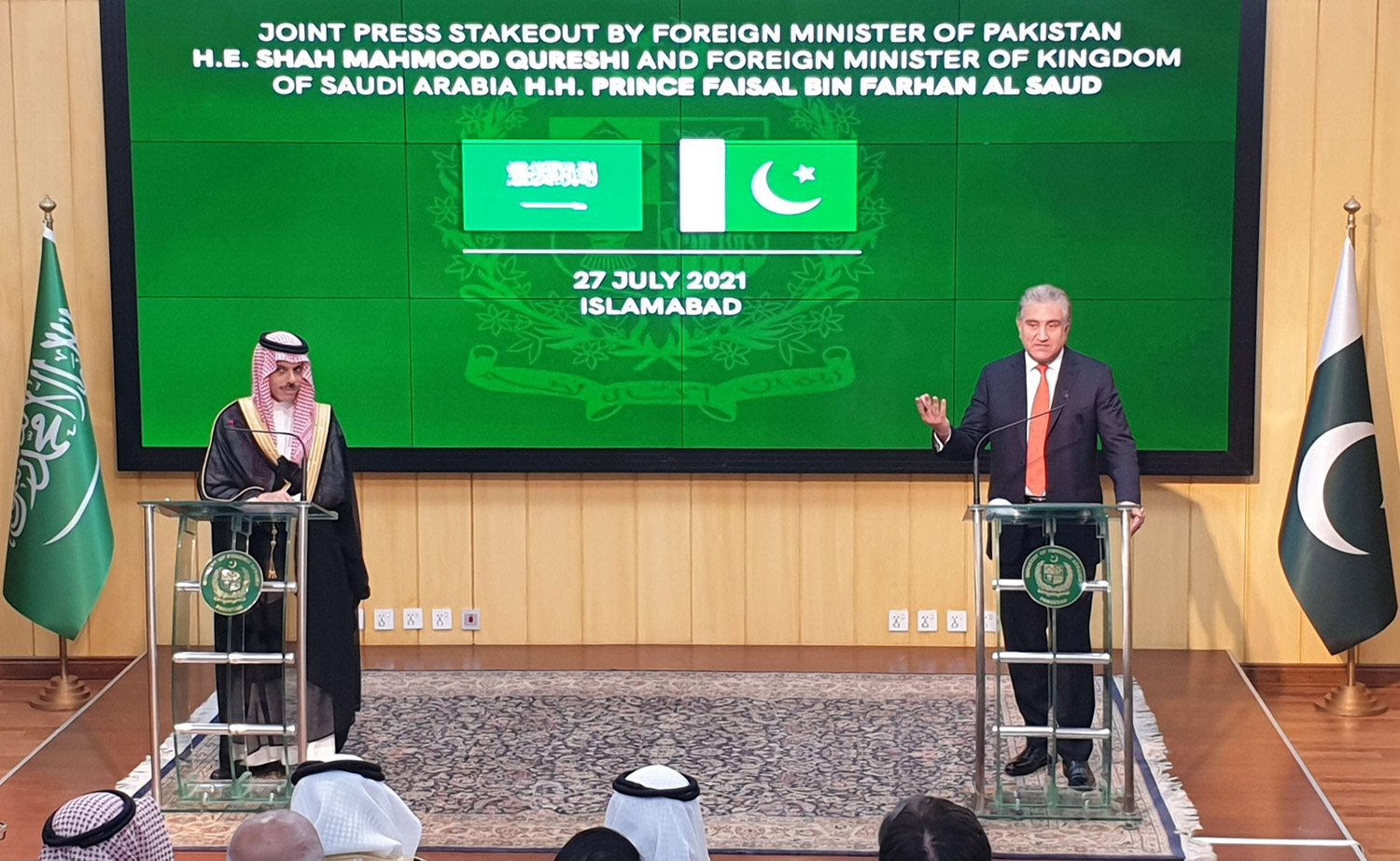 تعثر المحادثات بين السعودية وإيران شكل حافزا للرياض للعودة إلى الضمانات الأمنية التي يوفرها الدرع النووي الباكستاني