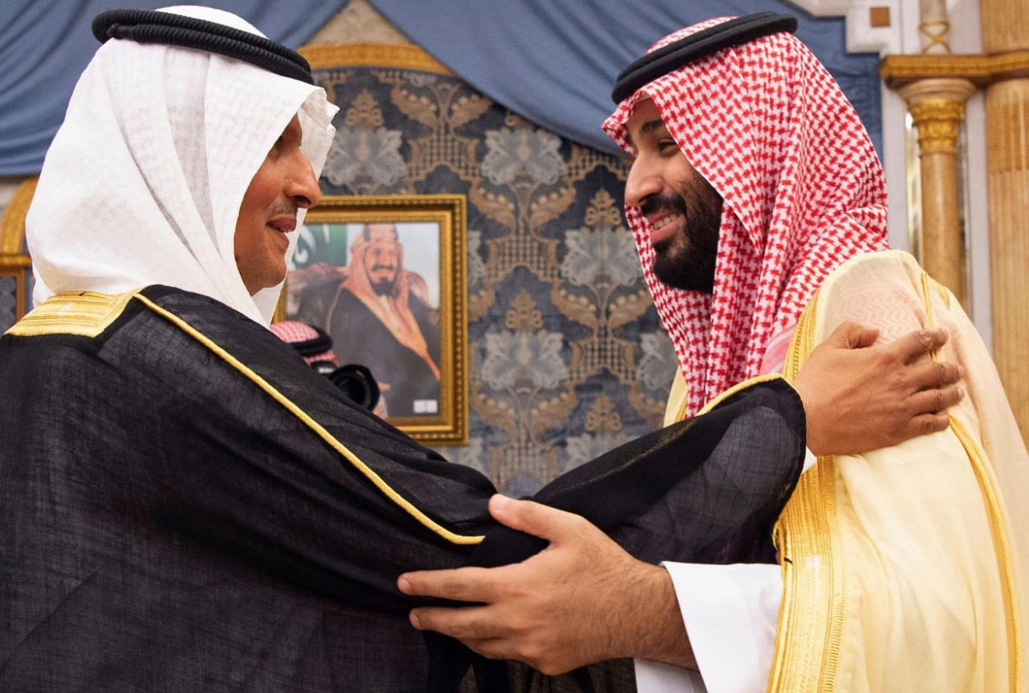 تعيين الأمير عبدالعزيز بن سلمان يأتي في ظروف غير طبيعية تمر بها أسواق النفط، أهم وأغلى سلعة في العالم، بالإضافة إلى ما ينتظرها في السعودية من أفق جديد بطرح جزء منها للاكتتاب العام