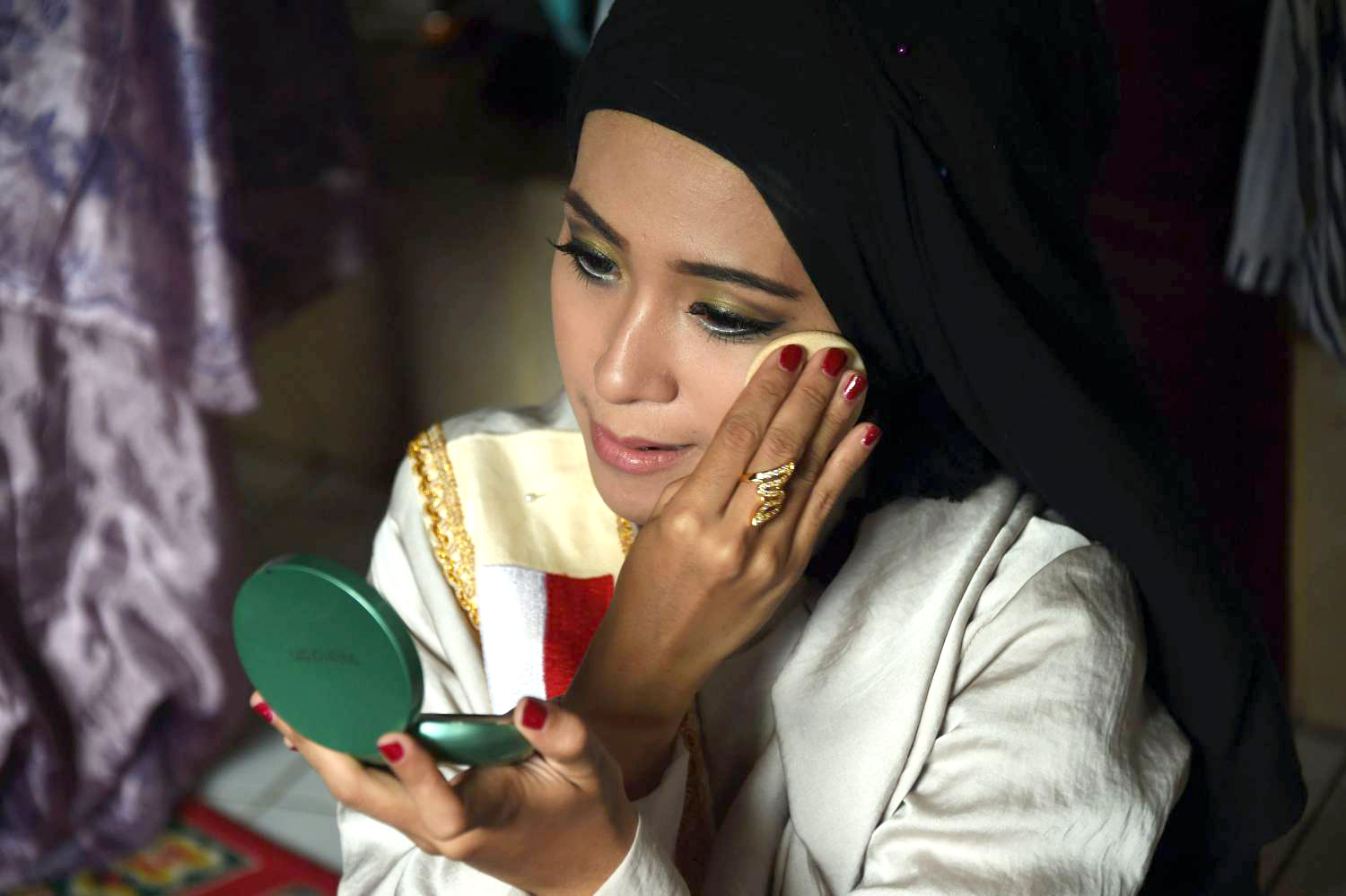 محاولة مجاراة نسق المجتمع العصري