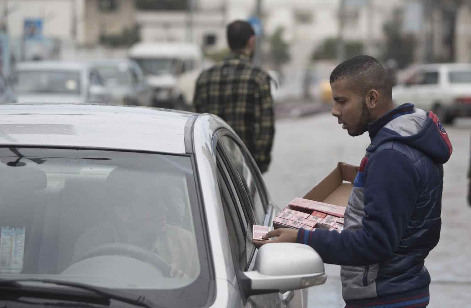 استهلاك السجائر يتسبب في موت 171 ألف شخص سنويا بأمراض السدة الرئوية وسرطان الجهاز التنفسي،
