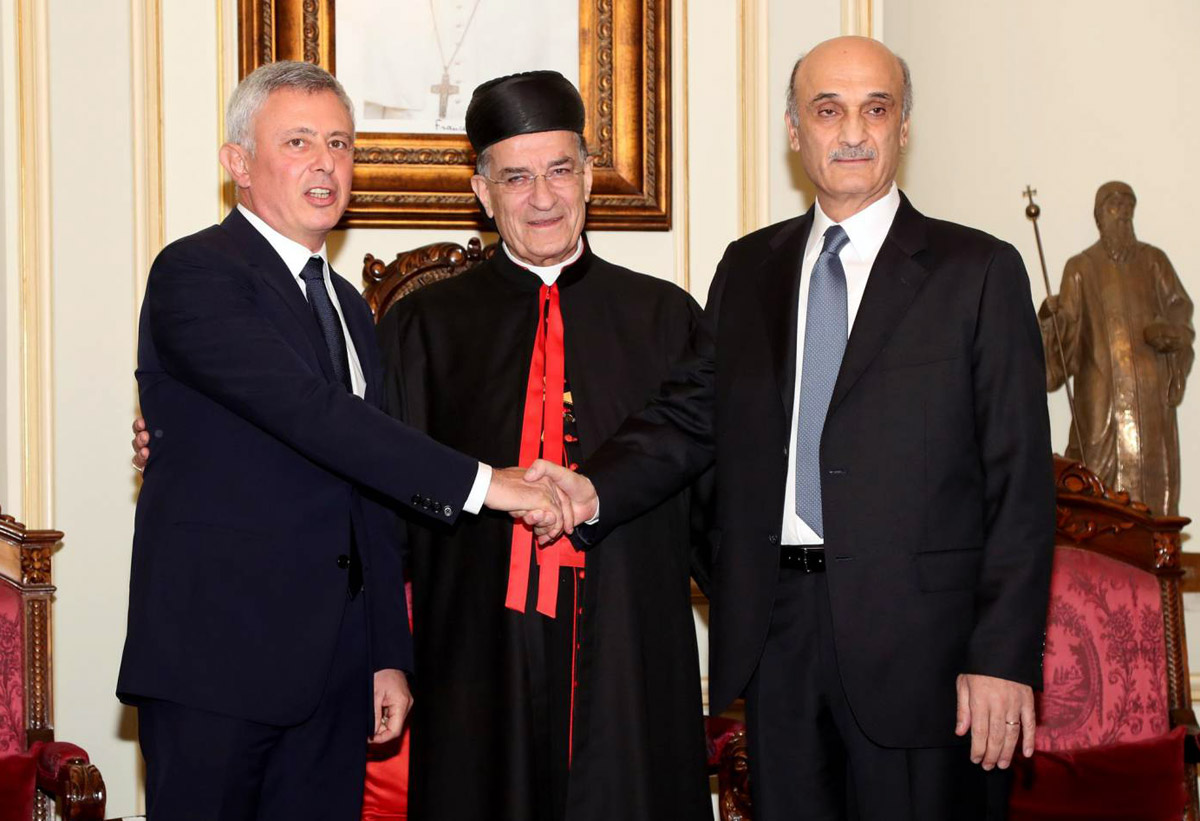 الخط الاستراتيجي الذي ينتهجه فرنجية بالوقوف إلى جانب النظام السوري وارتباطه بتحالف مع “حزب الله”، لم يمنعاه، وبخلاف باسيل، من نسج خيوط تواصل في الداخل مع كل من الحريري وجنبلاط وجعجع