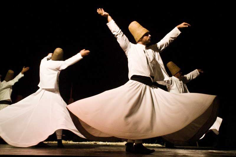 الخطاب الصوفي ورحلة البحث عن الذات