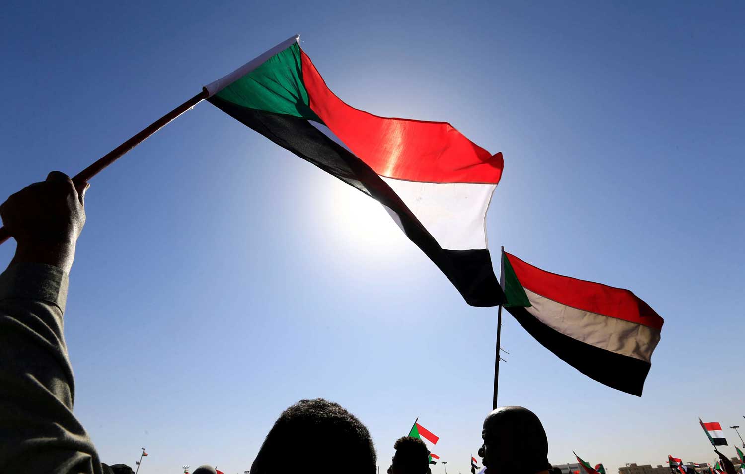 حل قضايا الشباب من أولويات إصلاحات البشير في البلاد
