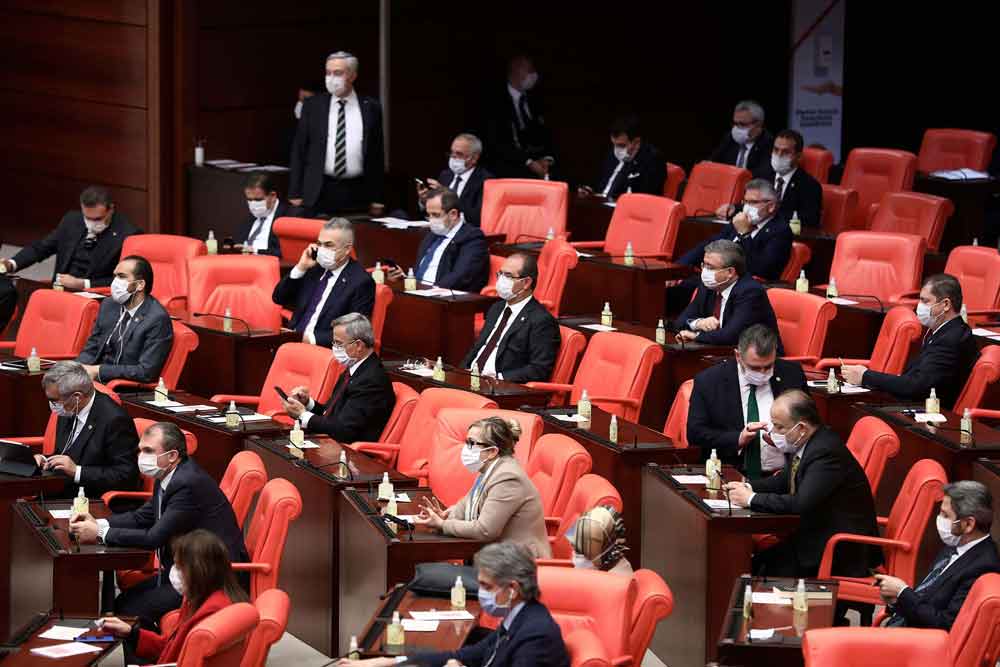 مشروع قانون مثير للجدل