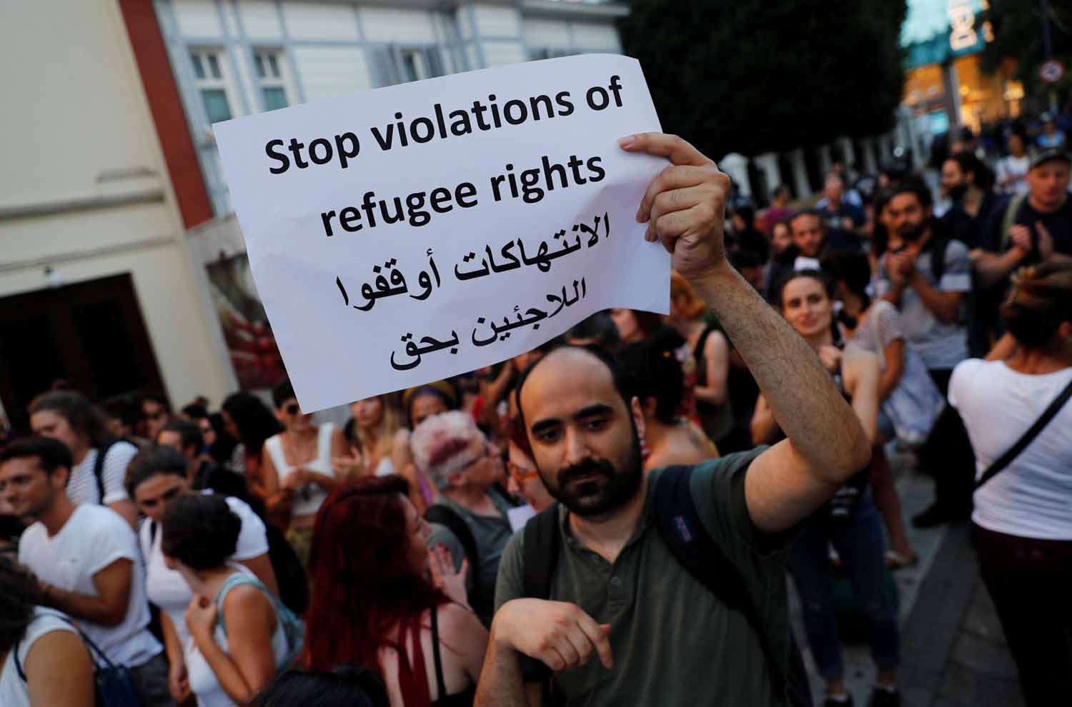 حياة اللاجئين مقلوبة في تركيا
