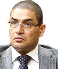 محمد أبوحامد: إقصاء الإخوان من الوظائف يغلق أهم ثغرة ينفذون منها إلى الناس