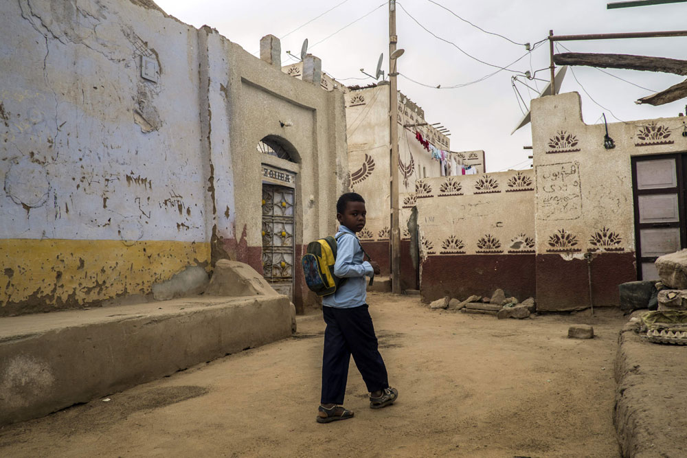 المنهج يستهدف أن يتعامل الإنسان صاحب البشرة البيضاء مع قرينه أسود اللون بالمحبة والاحترام، وأن يبادل المسلم أخاه المسيحي نفس الشعور