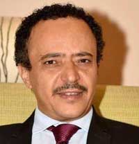 نجيب غلاب: إننا أمام أزمة مركبة تُشرعن للتمرد والفوضى وتخدم أجندات عمياء ضد الدولة اليمنية
