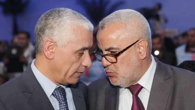 حزب الأحرار يدافع عن العلمي، معلنا رفضه لما يسميه “الاستغلال السياسوي للرياضة” من طرف حزب العدالة والتنمية والمتعاطفين معه، كما يؤكد رئيس الحزب عزيز أخنوش الذي انتقد تسييس المجال الرياضي