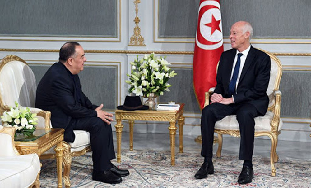بن بريك يقضي عقوبته في السجن بعد الحكم عليه بالحبس لعام كامل، بسبب نقده قرار توقيف المرشح للانتخابات الرئاسية نبيل القروي العام الماضي