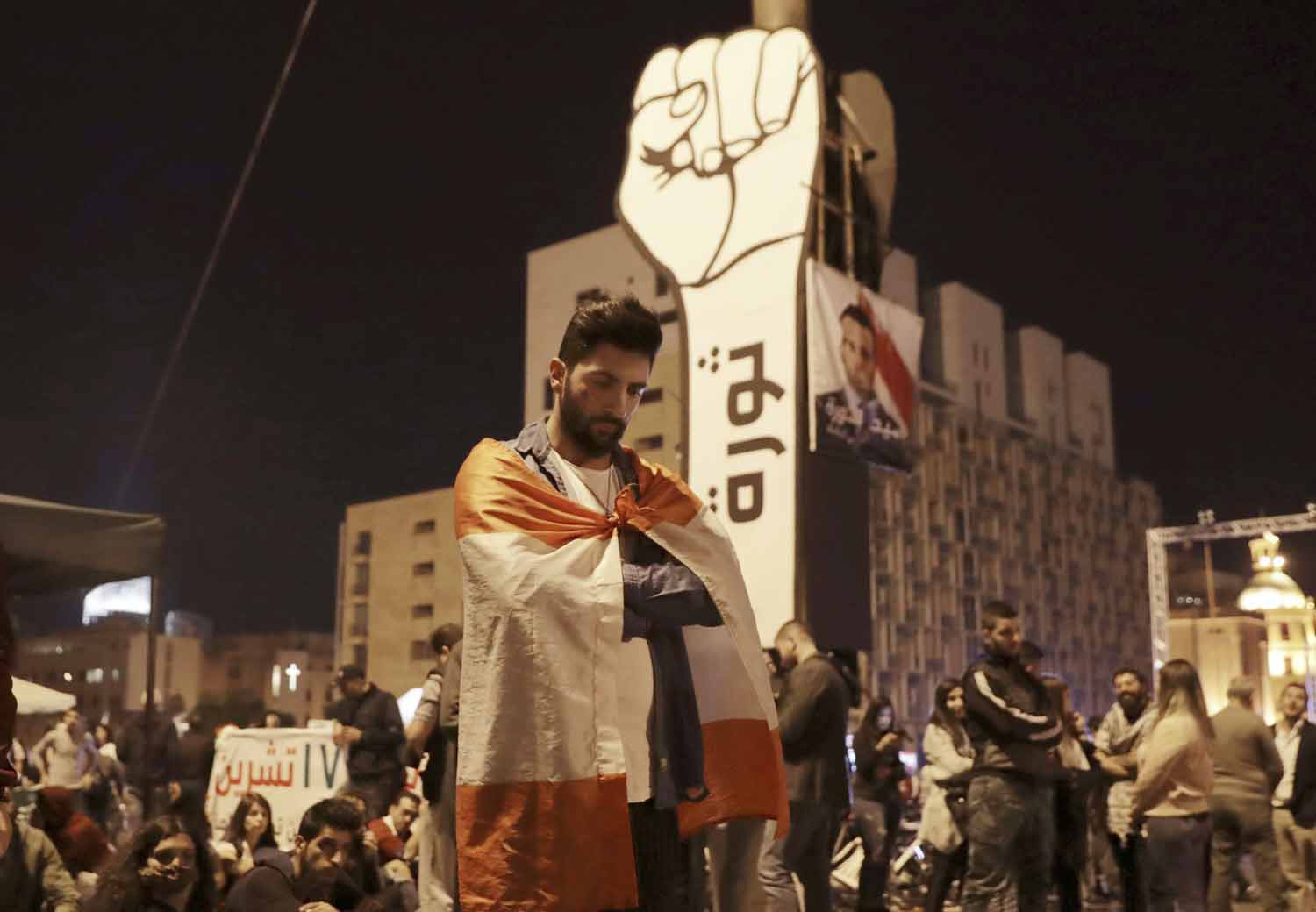 مطالب بتشكيل حكومة جديدة إصلاحية