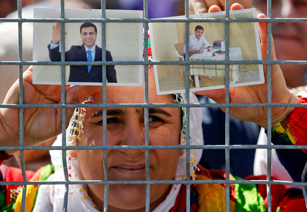 معارضو أردوغان يواجهون الموت المحقق تحت أقبية السجون 