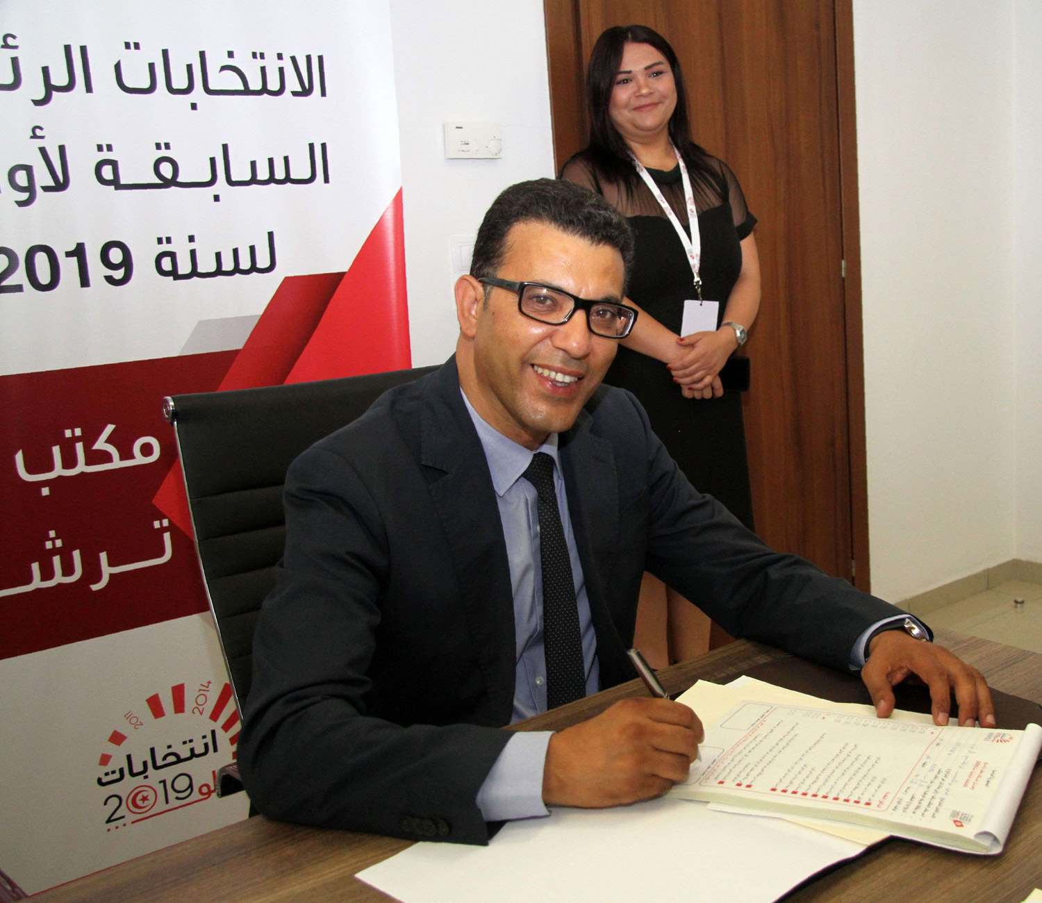 المنجي الرحوي أول الوافدين إلى مقر الهيئة لتقديم ملف ترشحه للسباق الرئاسي