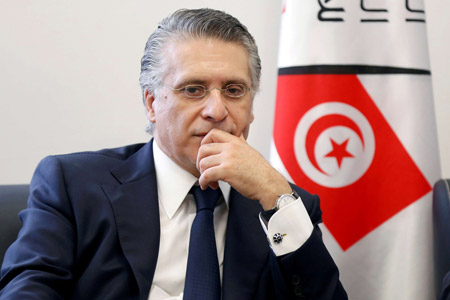 الصراع الحقيقي هو ذاك القائم بين نبيل القروي وحركة النهضة، وهو ما عبر عنه القروي في رسالته النارية من محبسه إلى راشد الغنوشي، وليس جديدا أن حركة النهضة متغلغلة في مفاصل الدولة والسلطة بما في ذلك السلطة القضائية