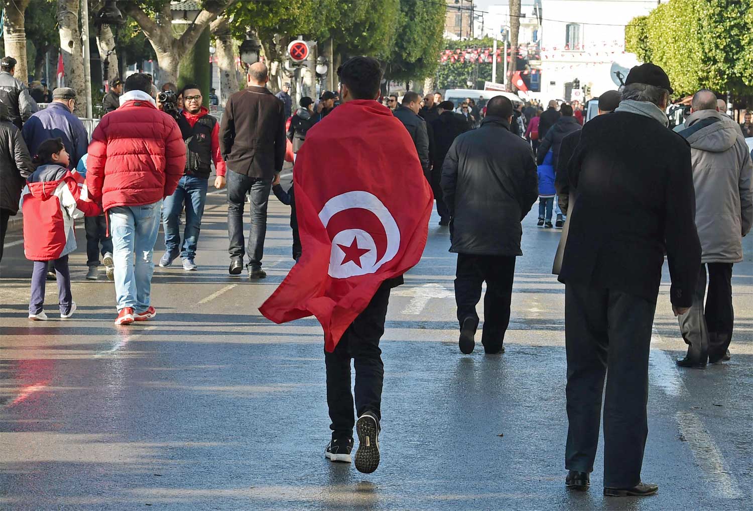 نحو وضع استراتيجية تونسية بشأن الحوكمة الرشيدة ومكافحة الفساد